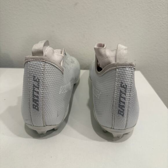 Battle Football Cleats Men’s 11.5 White Iridescent Studs Lightweight Speed - Picture 2 of 8